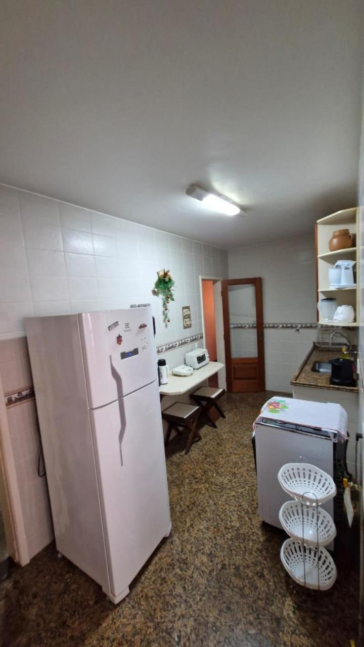 Localizacao Imbativel! A 98M Da Praia Do Forte Com Conforto, Ar-Condicionado E Estacionamento! Cabo Frio Ngoại thất bức ảnh